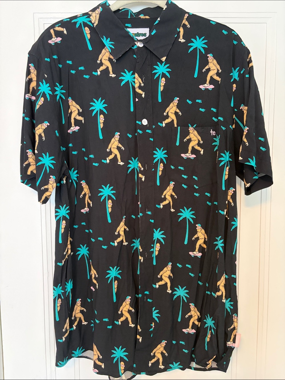 Hawaiian Skate Bigfoot Print Short-Sleeve Shirt - Black/Teal